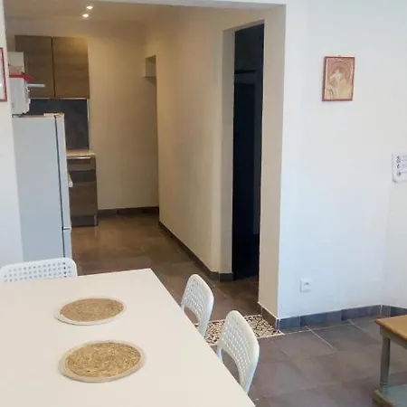 : Agreable Maison Au Calme Pour 8 Personnes. *
