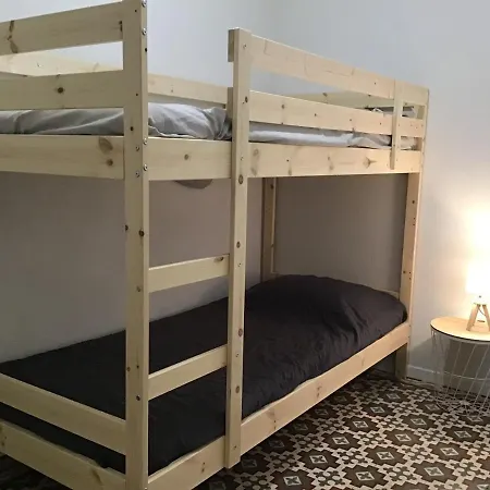 Holiday home : Agreable Maison Au Calme Pour 8 Personnes. *